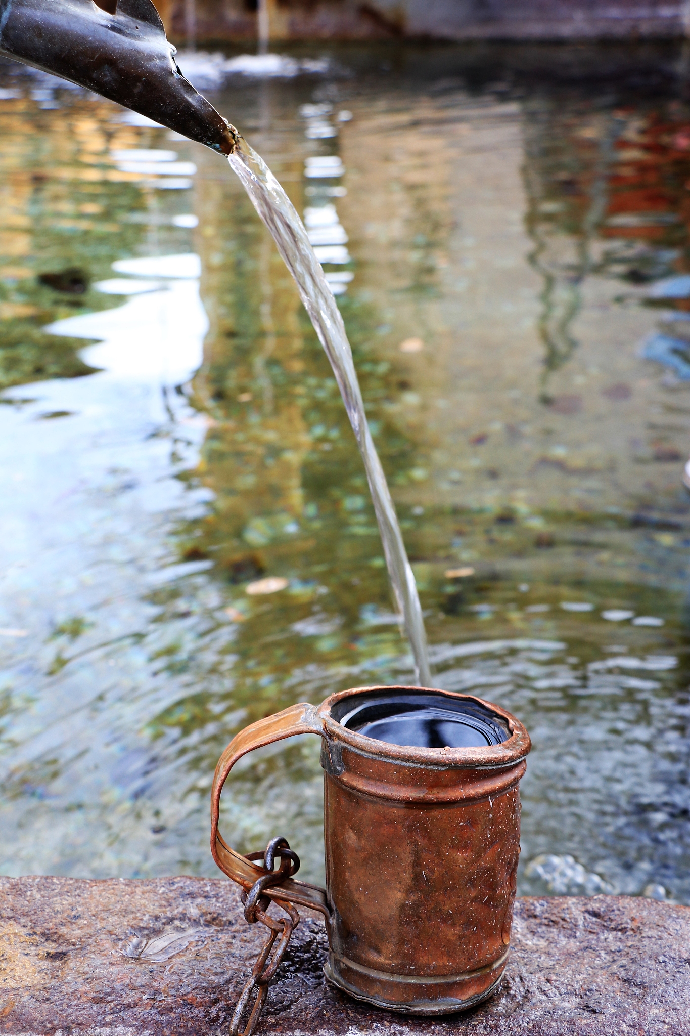 山泉水净化.jpg 山泉水.jpg